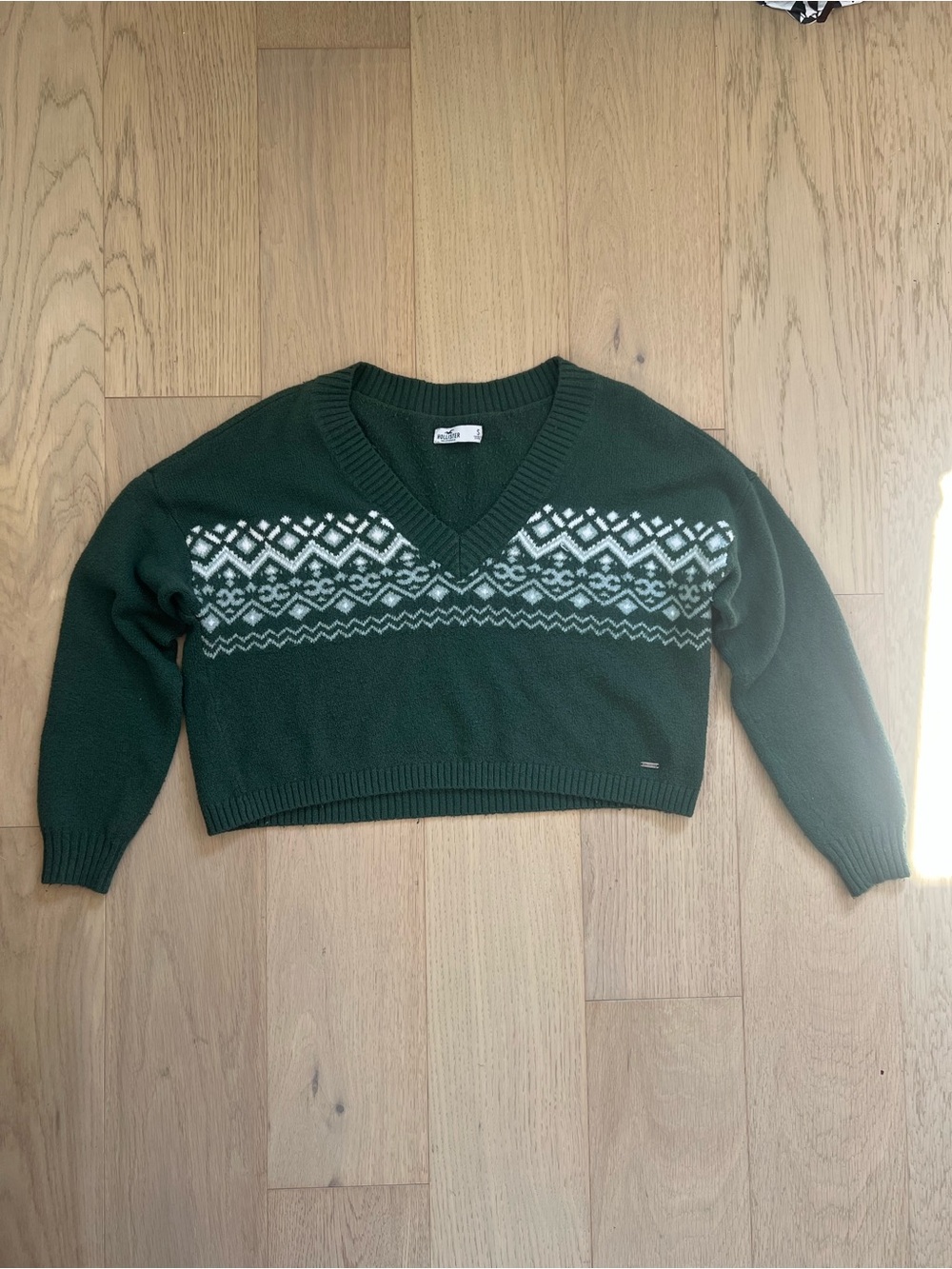 V-Neck Dark Green Cropped Sweater